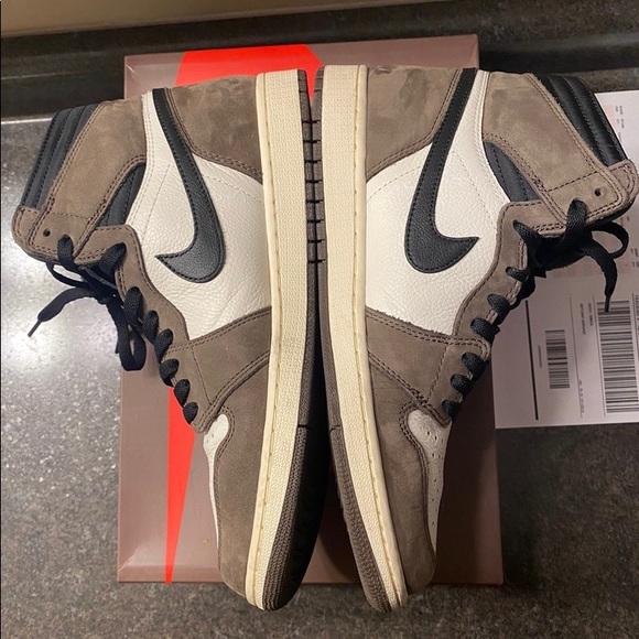 Travis scott jordan 1 - Picture 4 of 8